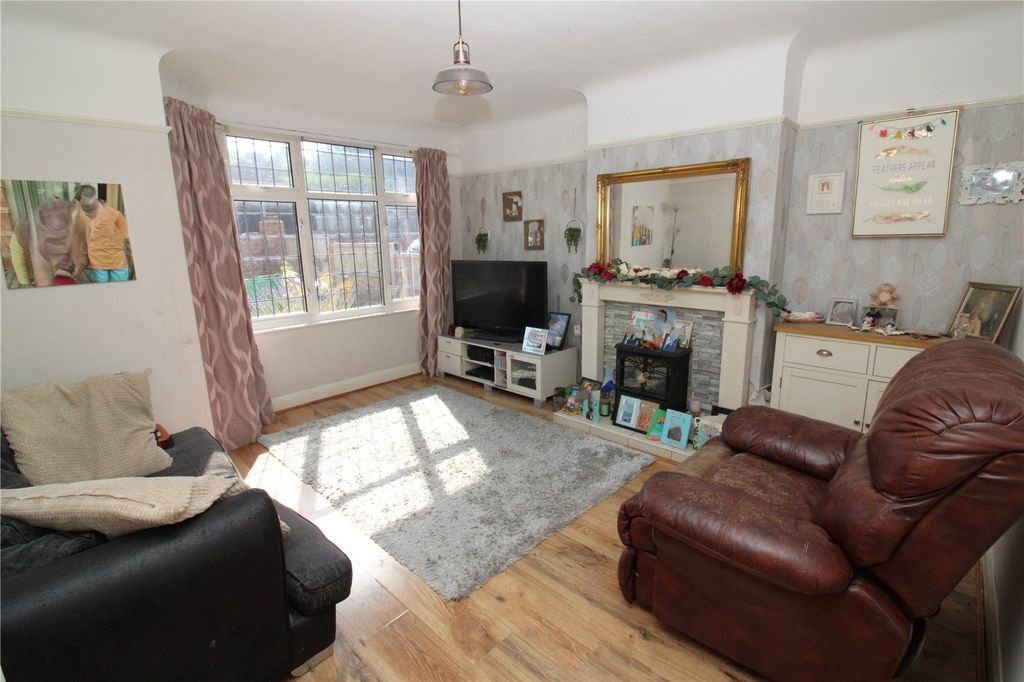 Property photo 2 of 17 Picture No. 07