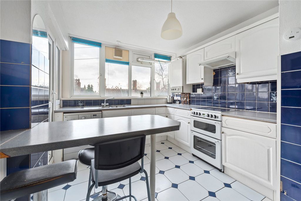 Property photo 2 of 9 Picture No. 03