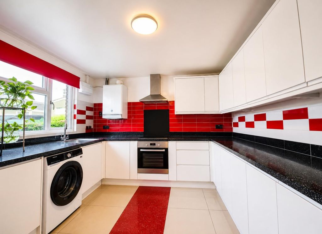 Property photo 2 of 15 7.Png