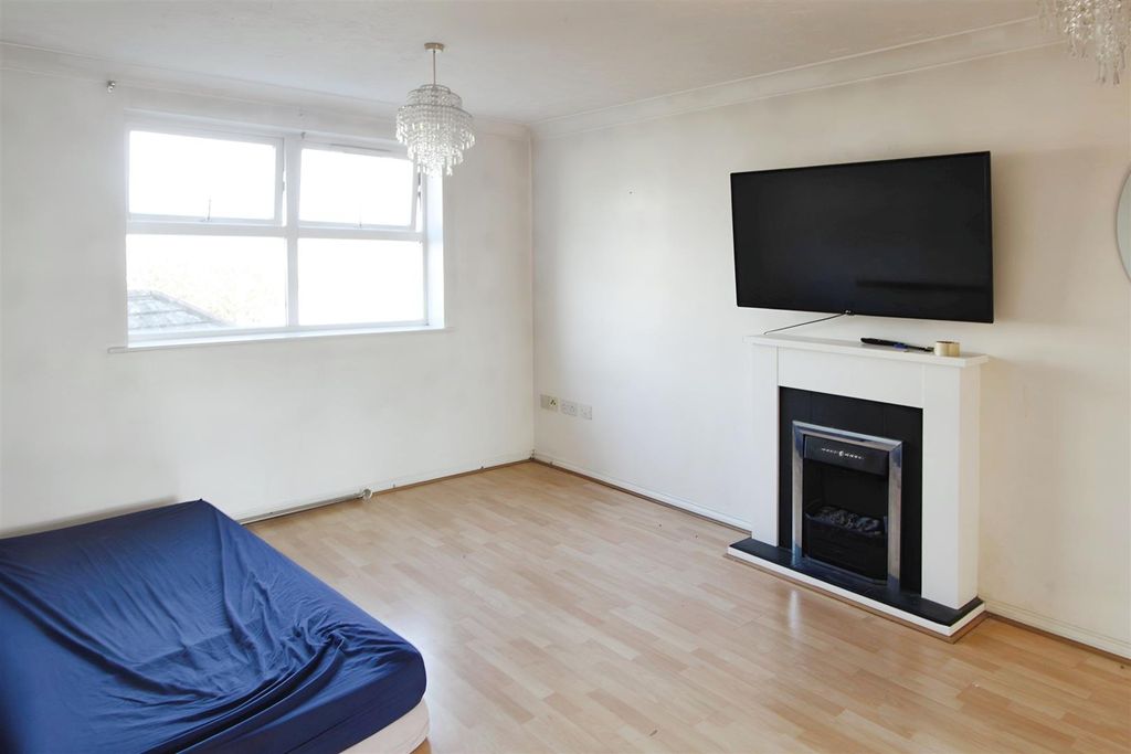 Property photo 2 of 7 1Bbfbcb4-Img_6404.Jpg