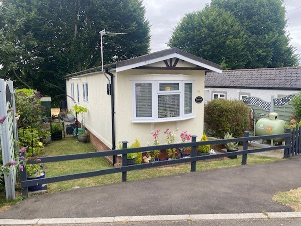 Property photo 1 of 16 Front