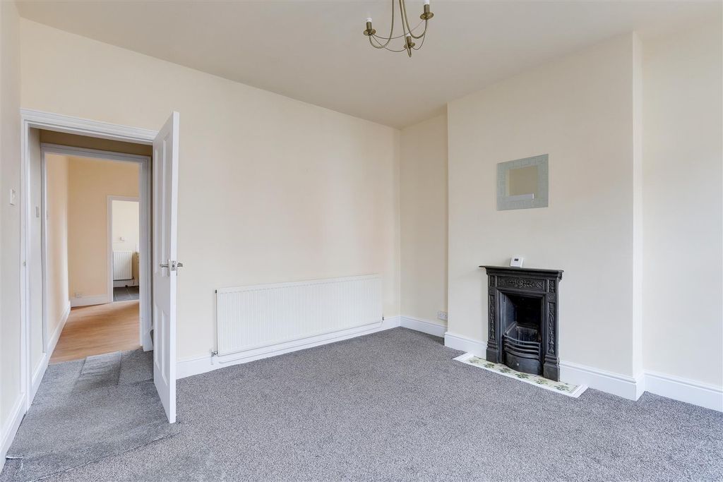 Property photo 3 of 19 211025_13.Jpg