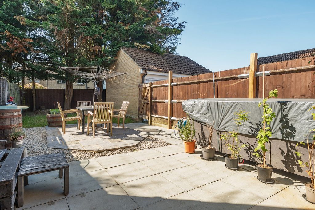 Property photo 2 of 13