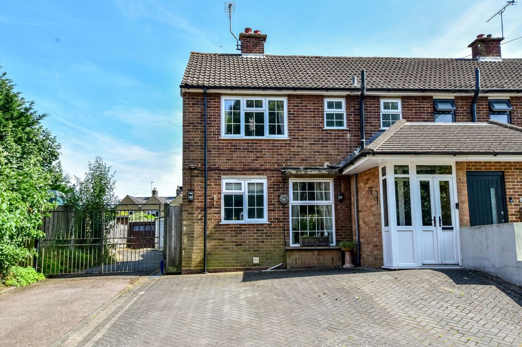 Property photo 1 of 23