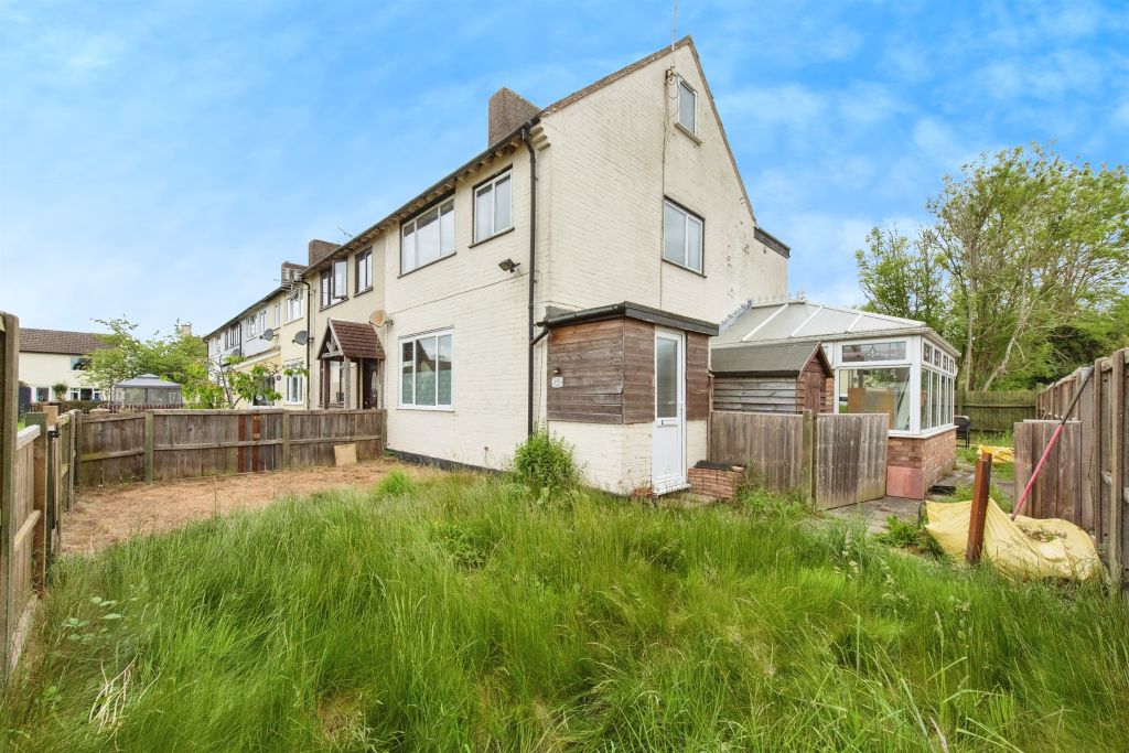 Property photo 2 of 17