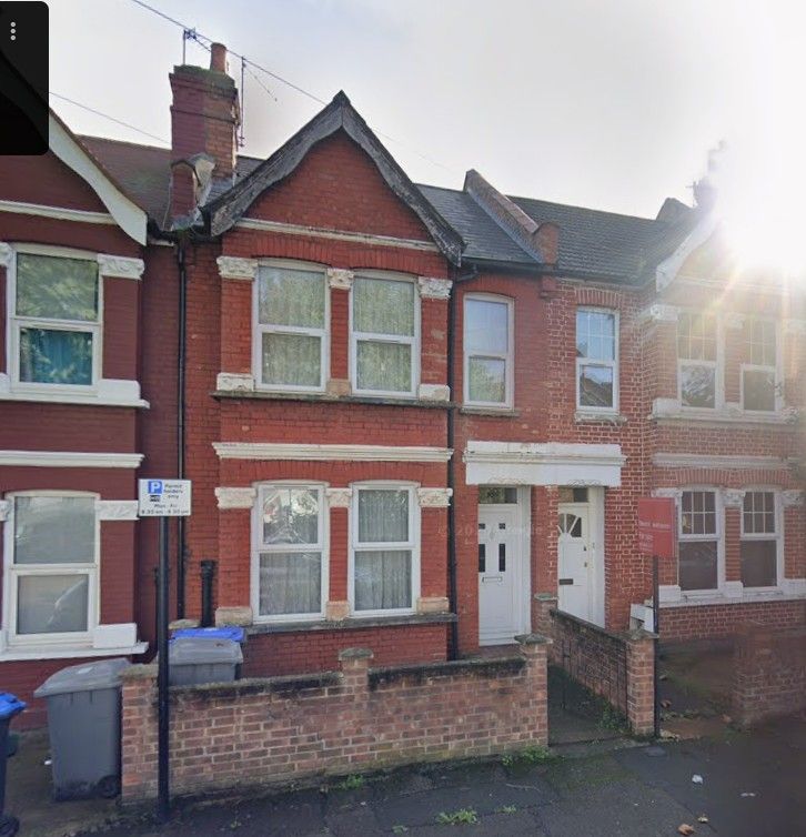Property photo 1 of 11