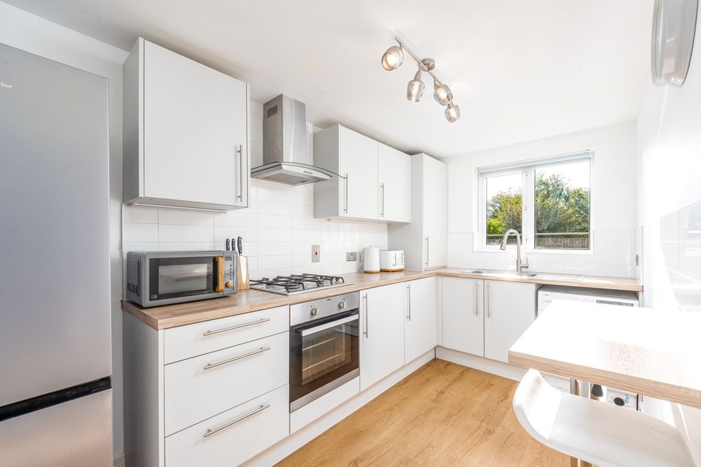 Property photo 3 of 17 13