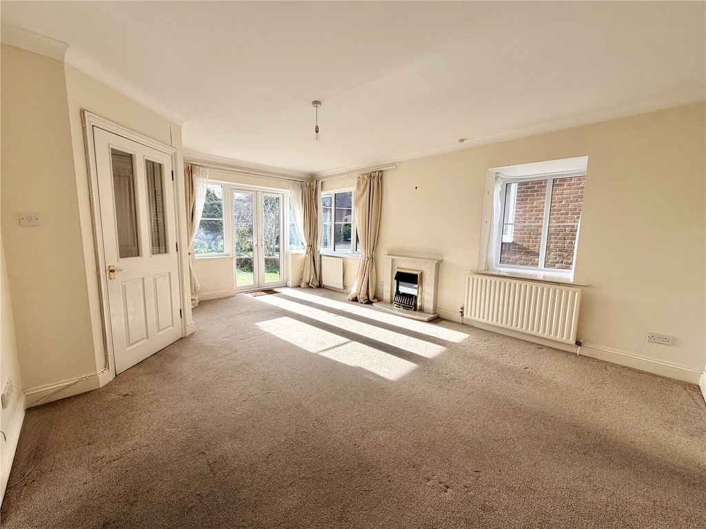 Property photo 3 of 10 Picture No. 28