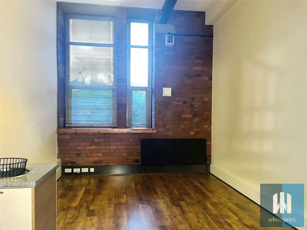 Property photo 3 of 10 Picture No. 06