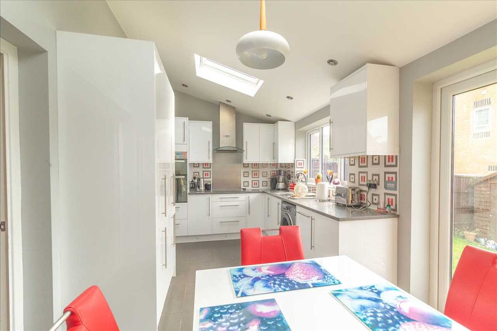 Property photo 3 of 13 Kitchen/Diner.