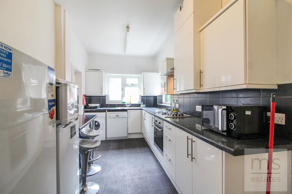 Property photo 2 of 12 Img_6239.Jpg