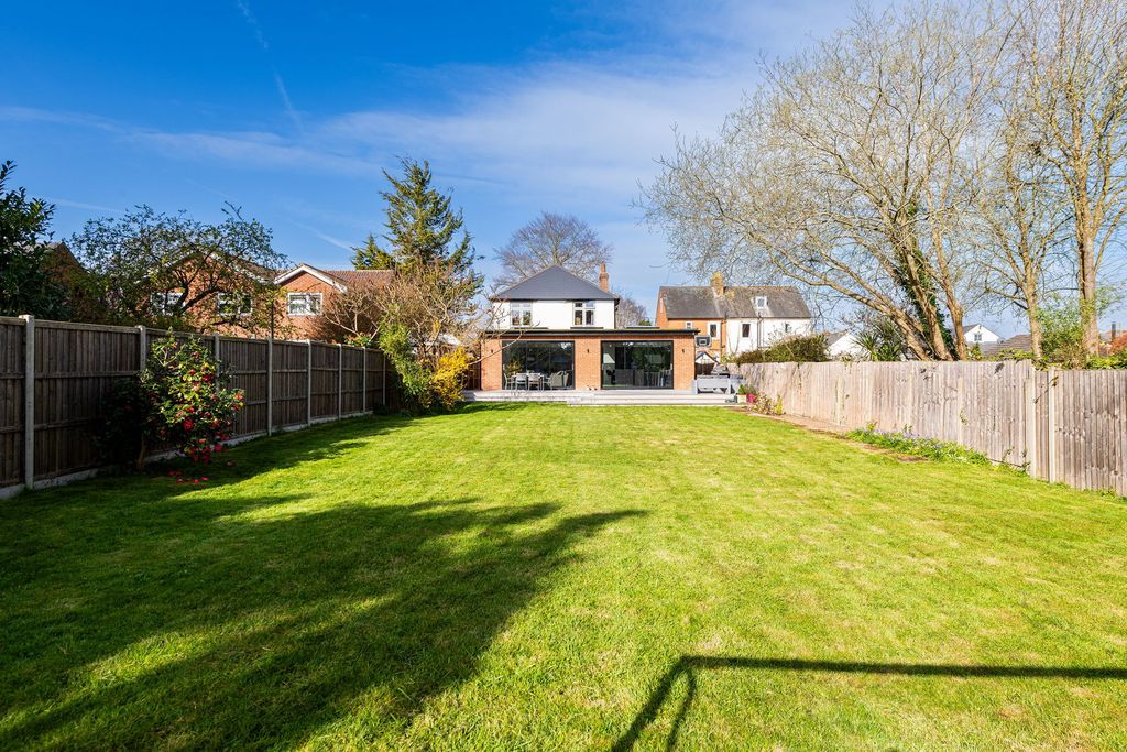 Property photo 3 of 23