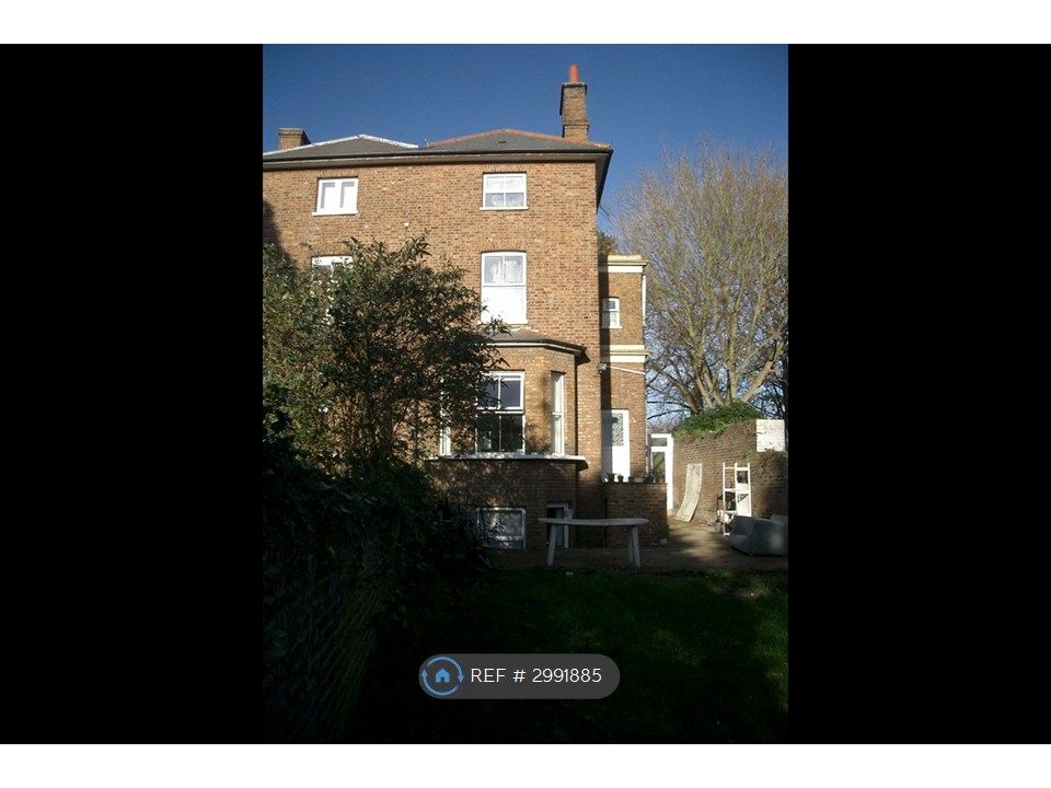 Property photo 2 of 15 Back