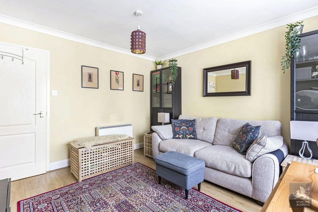 Property photo 2 of 15 Reception Room