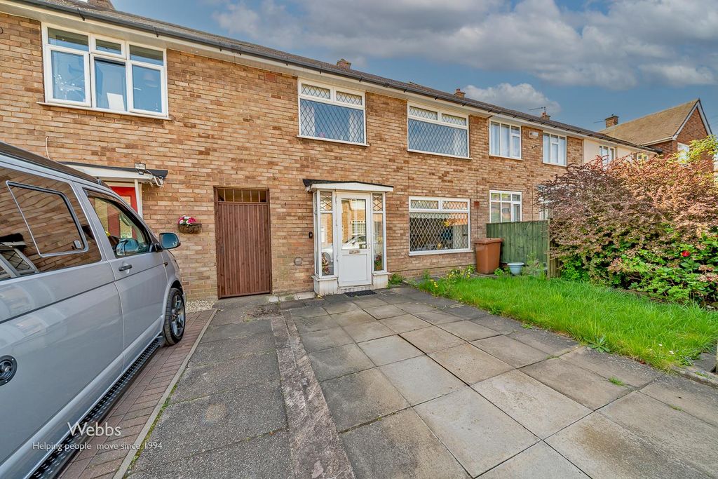 Property photo 1 of 22 Â© Webbs Estate Agents Â© (22 Of 103).Jpg