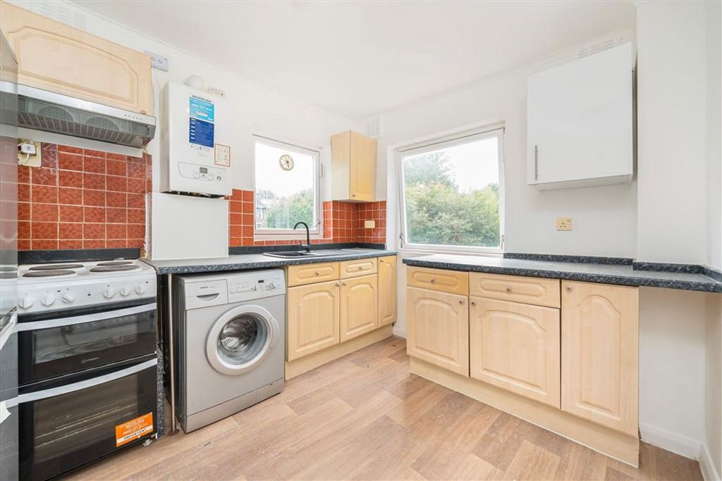 Property photo 3 of 4