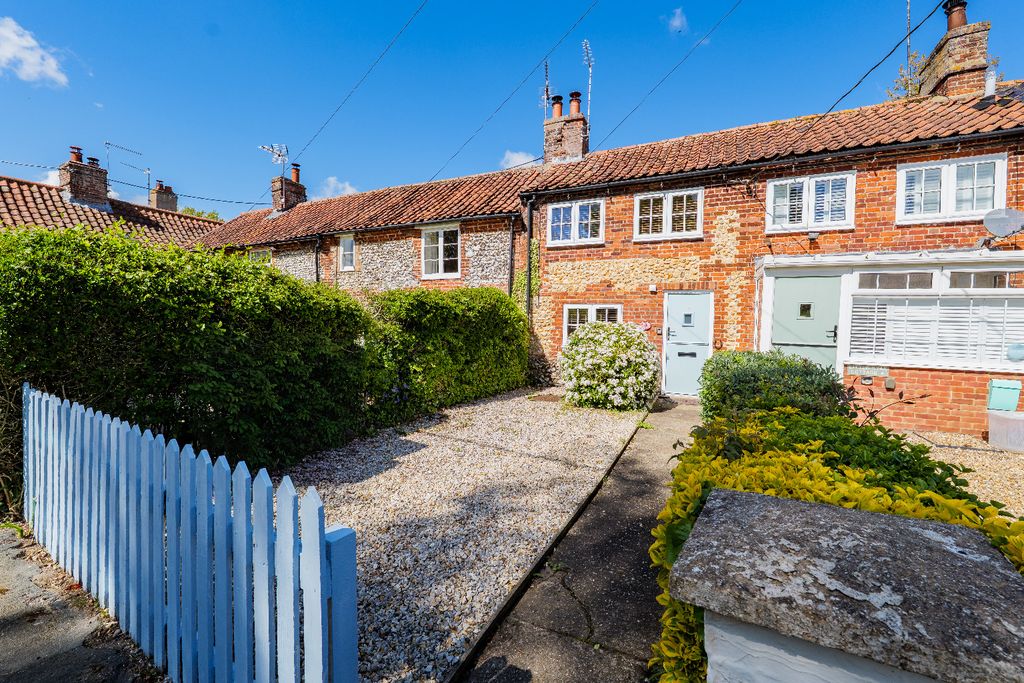 Property photo 1 of 18 5083380