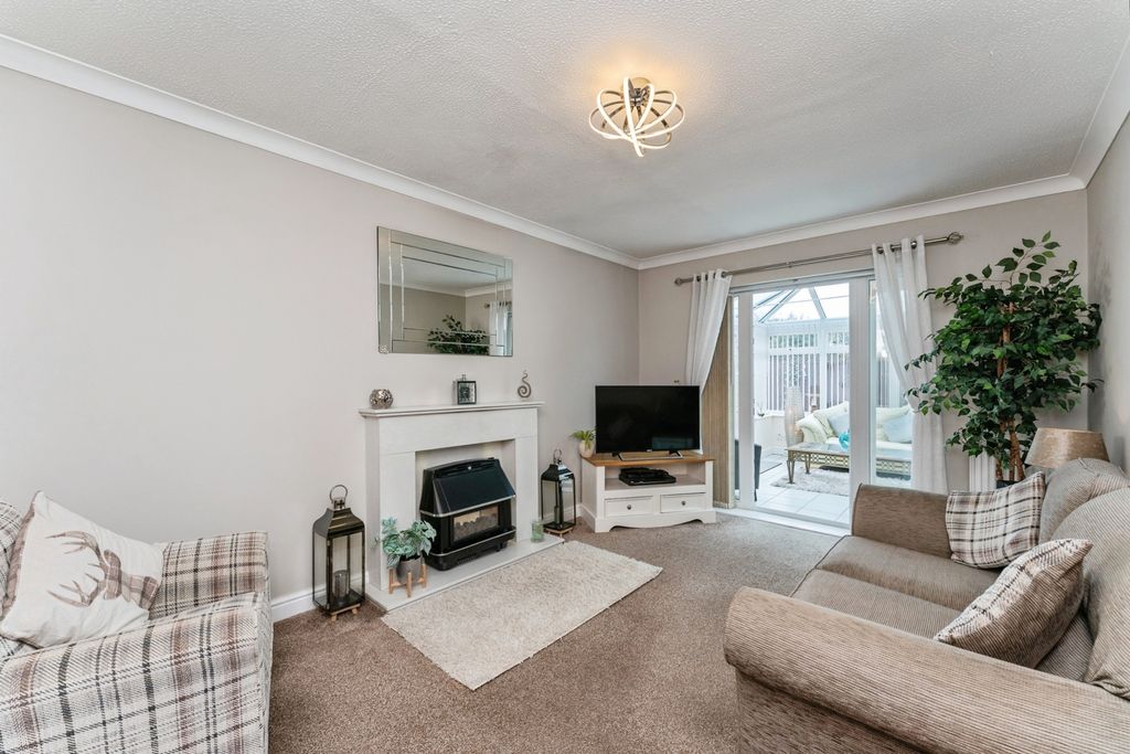Property photo 3 of 20 Pbox-Img.Jpg