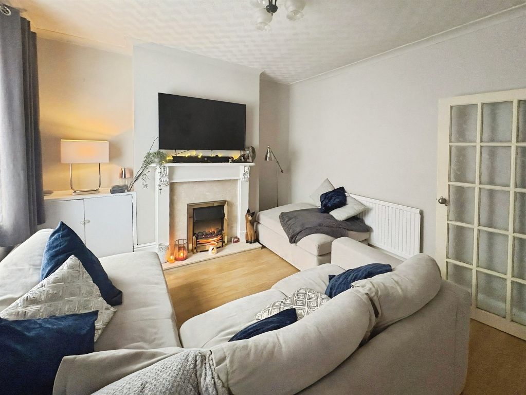 Property photo 2 of 7