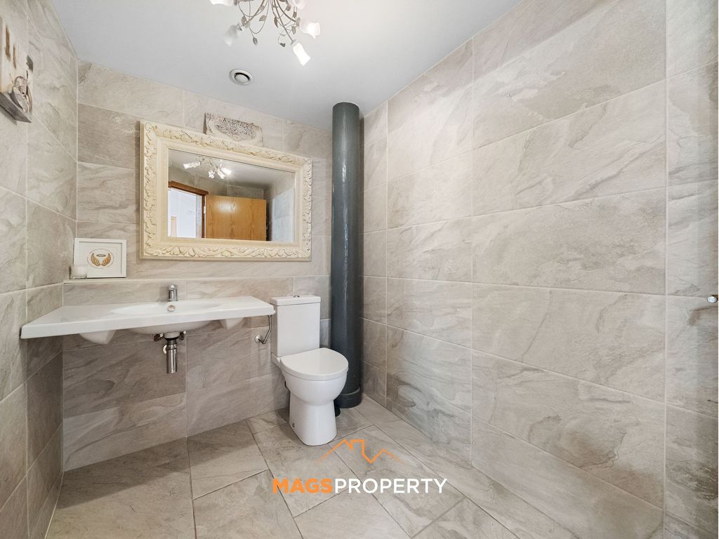 Additional image 26 of 4 bed flat for saleAlbert Dock, Liverpool L3