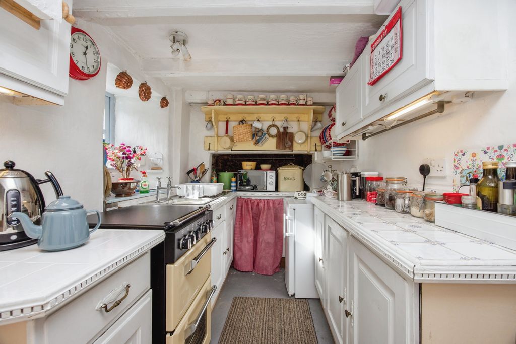Property photo 3 of 15 Photography