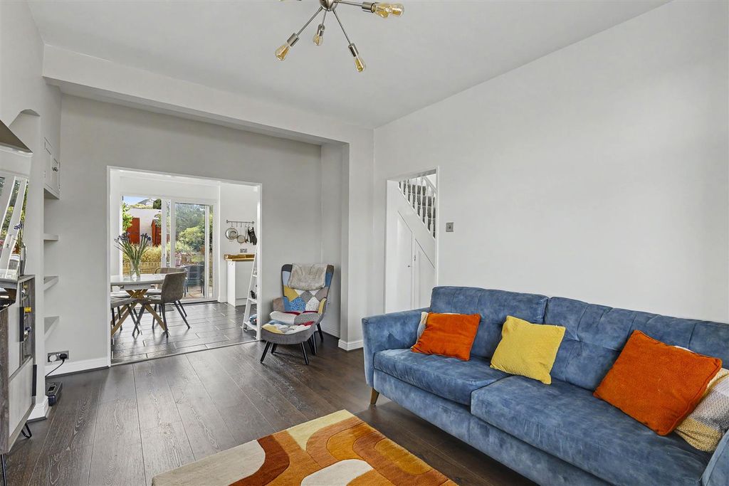 Property photo 3 of 17 Paternoster_15.Jpg
