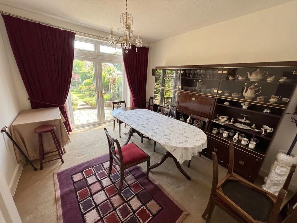 Property photo 3 of 14 Gallery