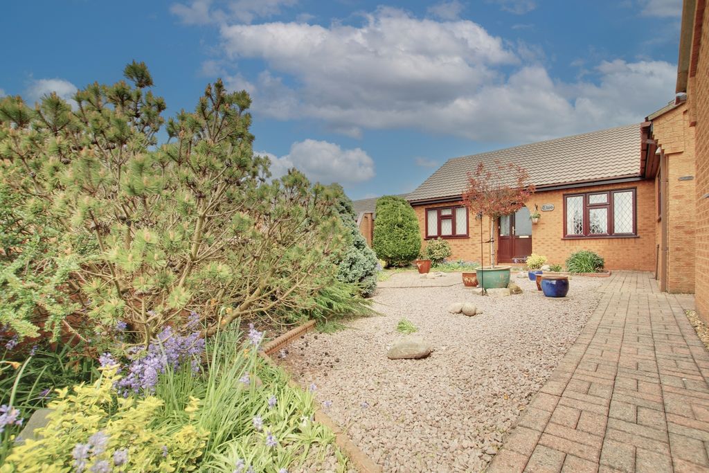 Property photo 1 of 14