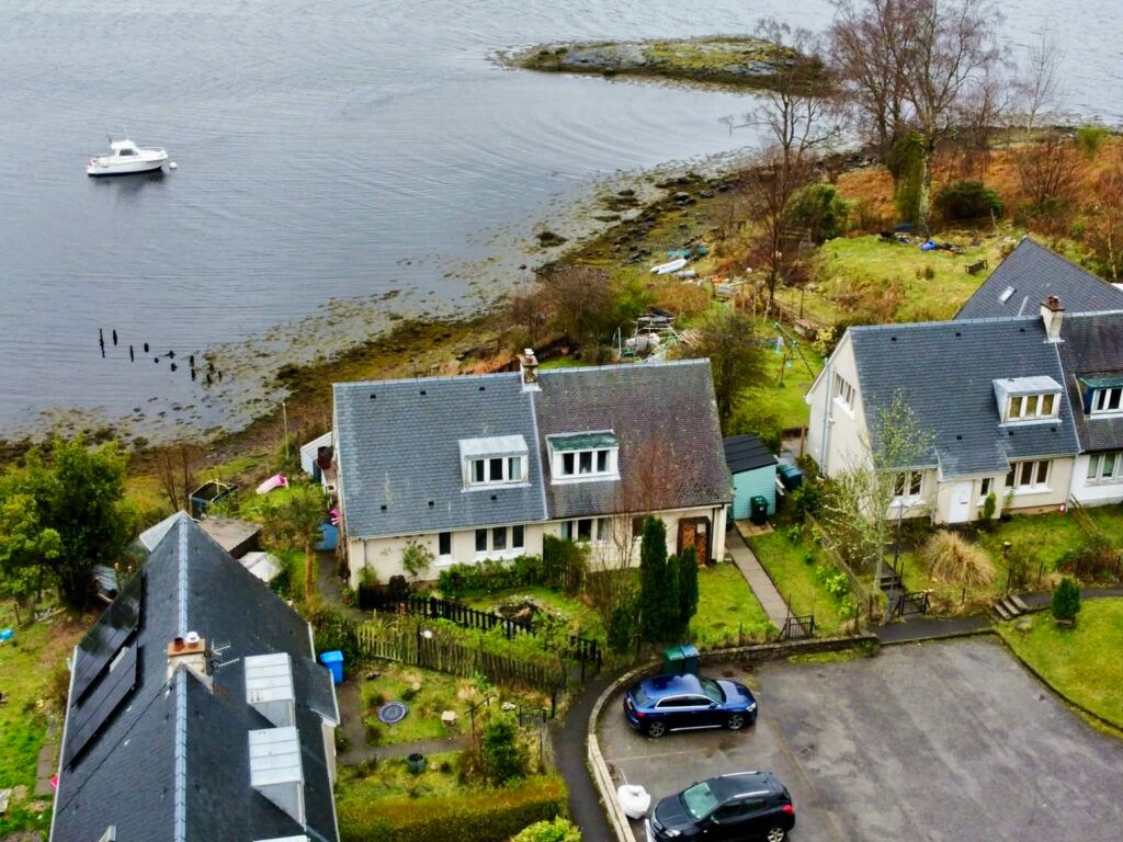 Property photo 1 of 32