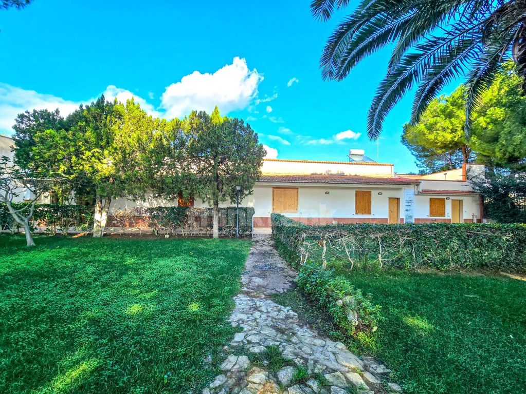 Property photo 1 of 29