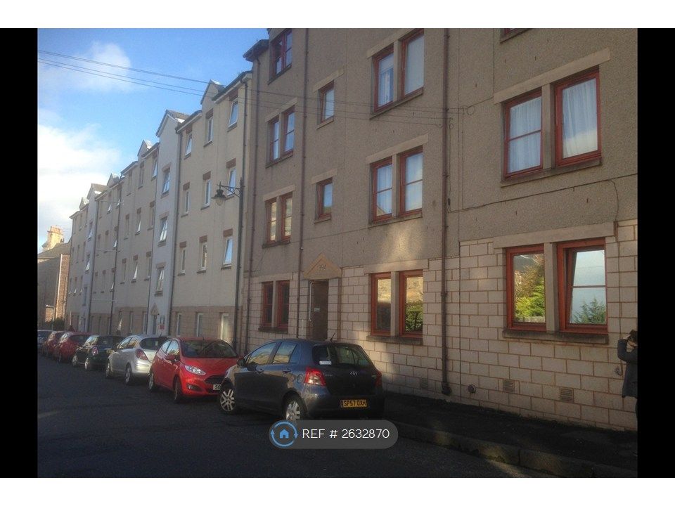 Property photo 1 of 5 Modern Ground Floor Flat In Popular Student Area