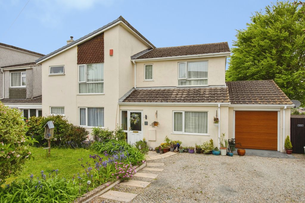 Property photo 1 of 22