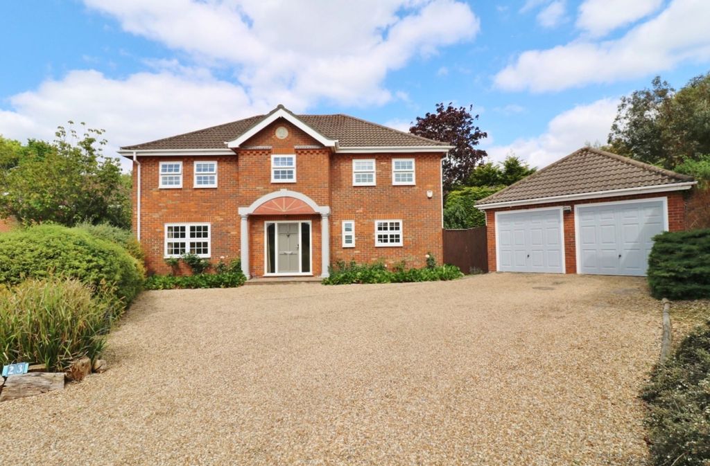 Property photo 1 of 25