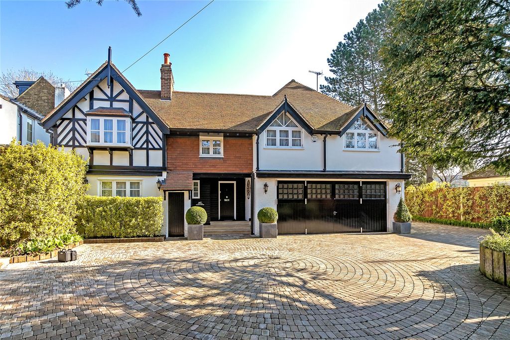 Property photo 2 of 77 Picture No. 25