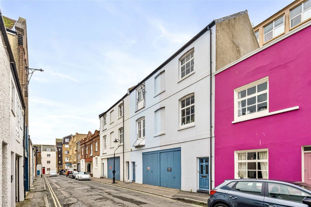 Property photo 2 of 20 Picture No. 07