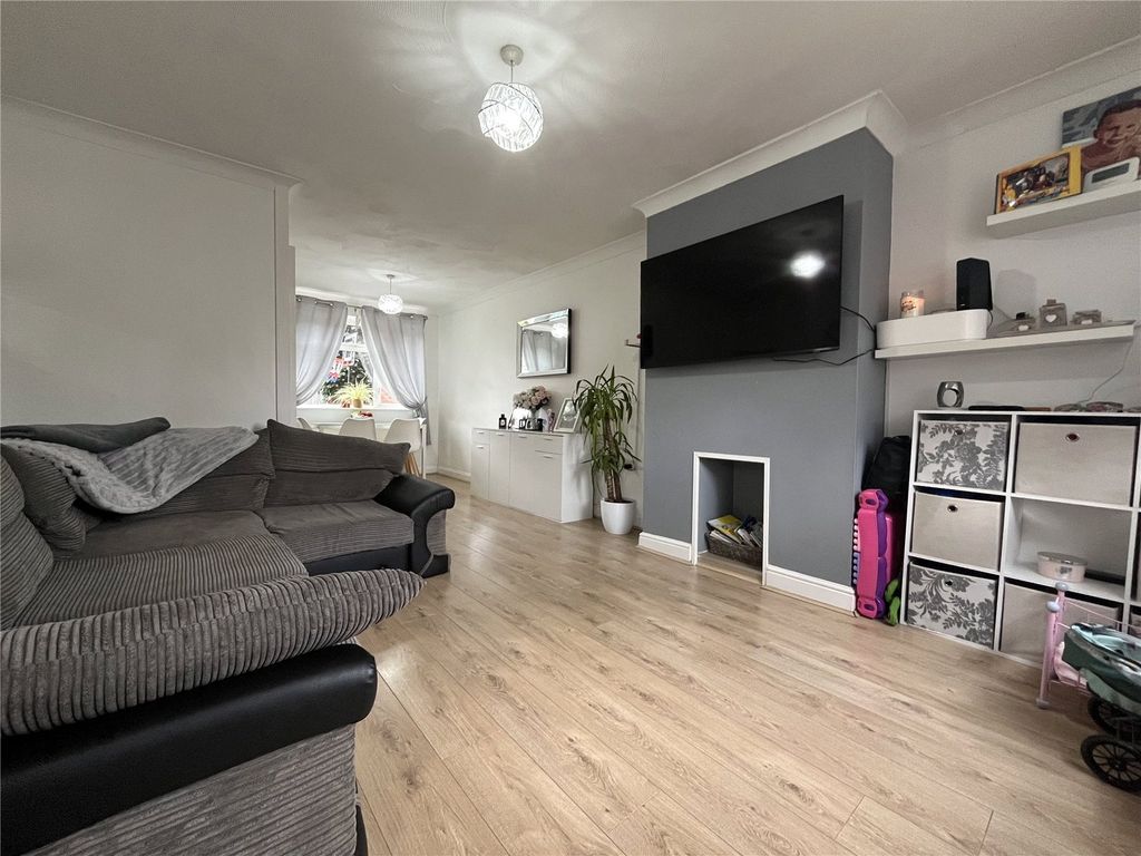 Property photo 3 of 15 Picture No. 09