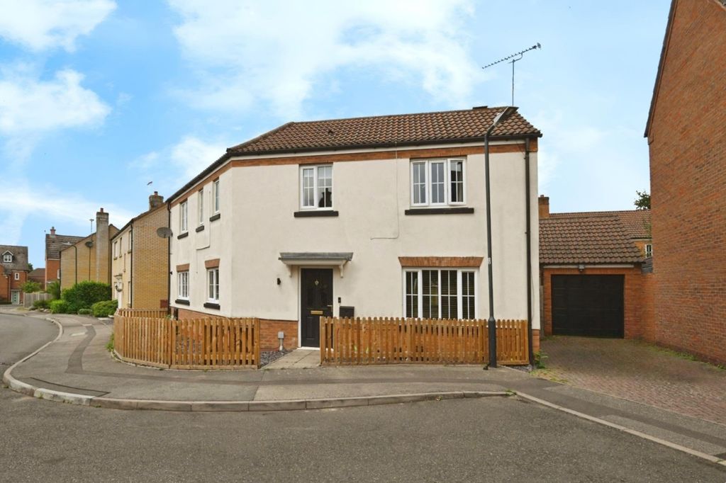 Property photo 1 of 19