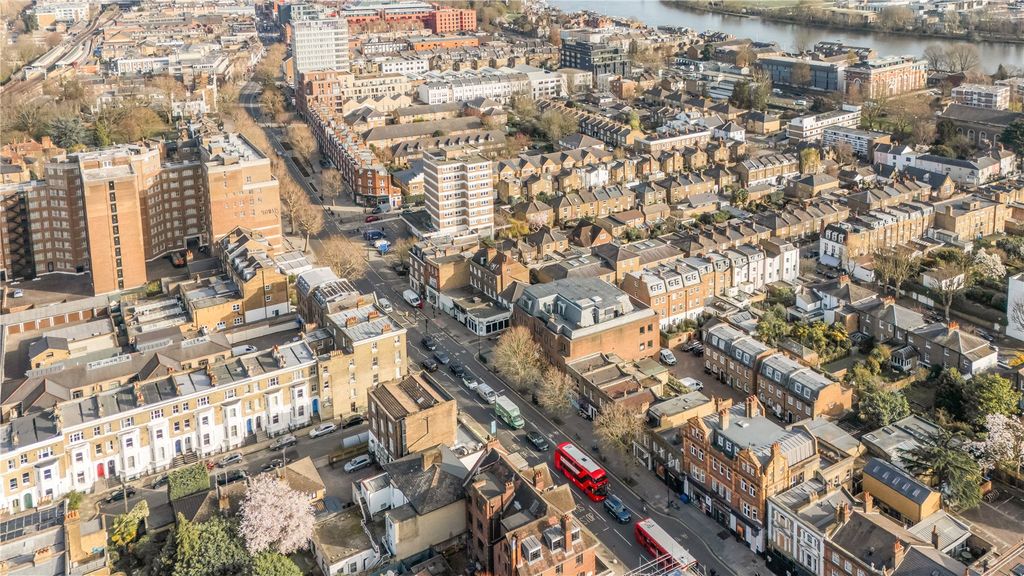 Property photo 3 of 8 Picture No. 47