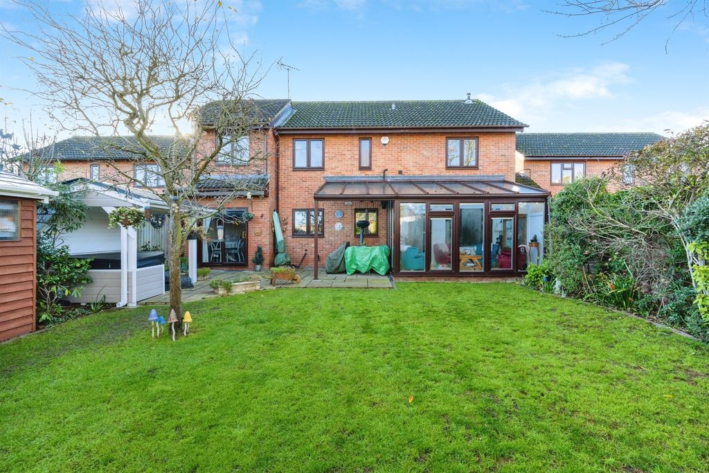 Property photo 2 of 16