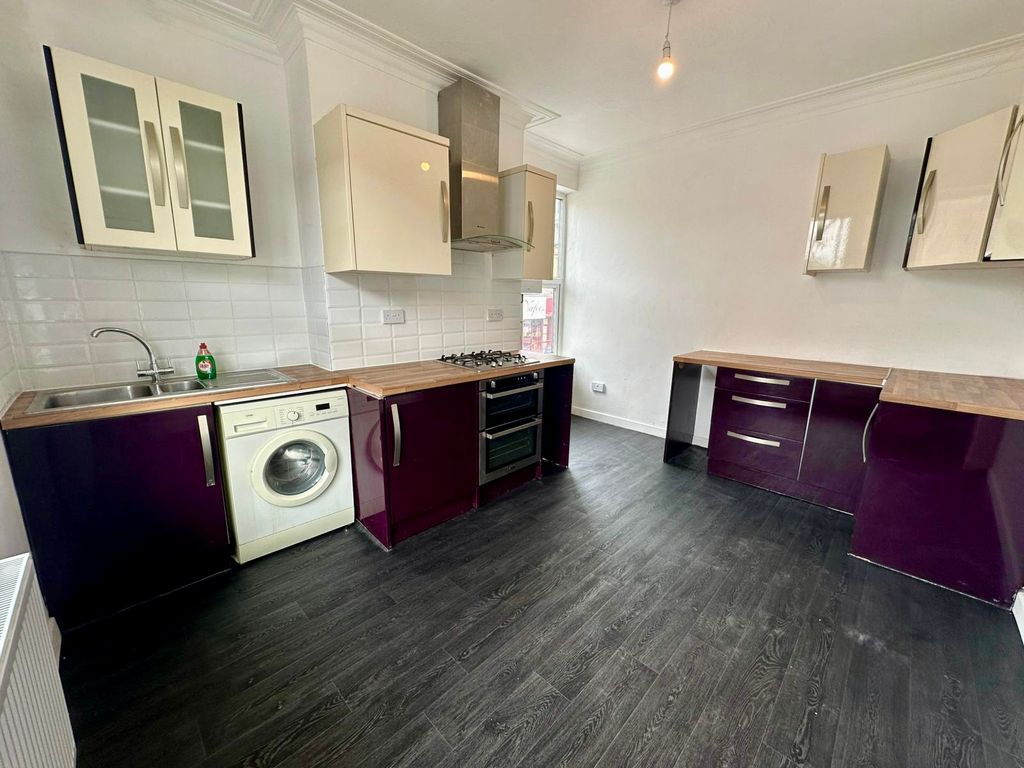 Property photo 1 of 13 Dining Room