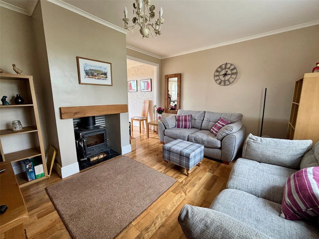 Property photo 2 of 26 Picture No. 10