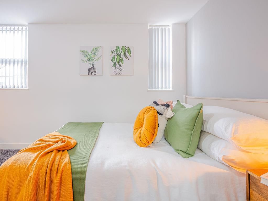 Property photo 1 of 41 P1270298-Hdr.Jpg