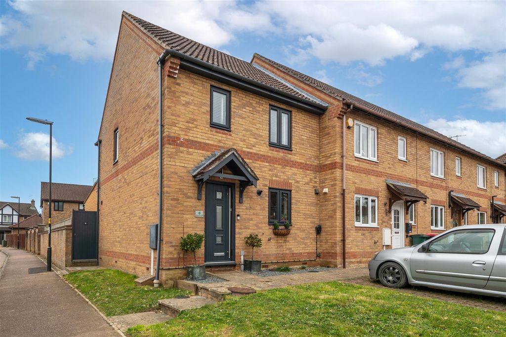 Property photo 1 of 13 6 Marshall Road Externals-3.Jpg