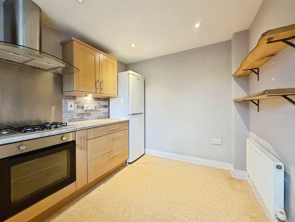 Property photo 2 of 24
