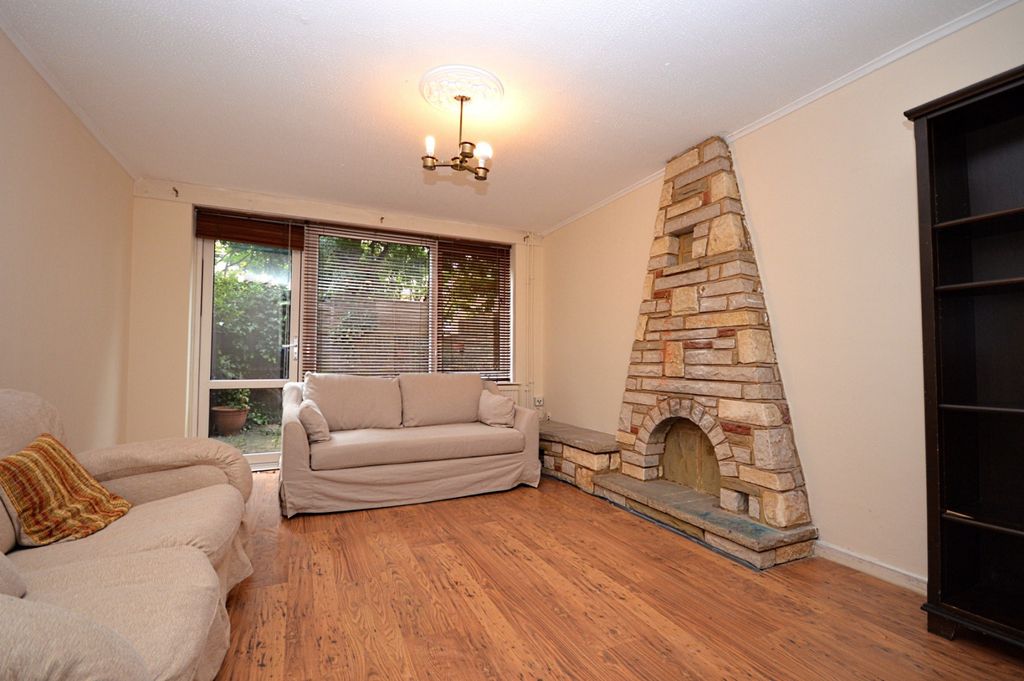 Property photo 2 of 12 Gallery