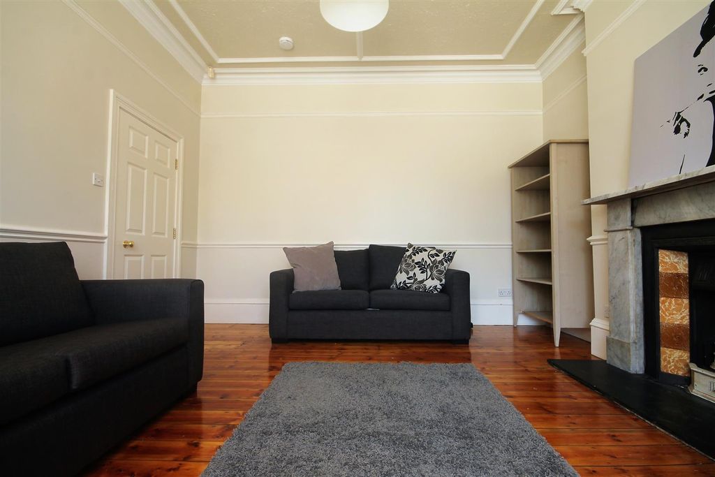 Property photo 3 of 13 2.Jpg
