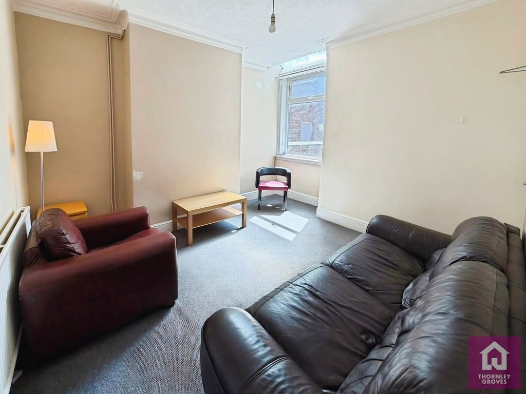 Property photo 2 of 15 Picture No. 40