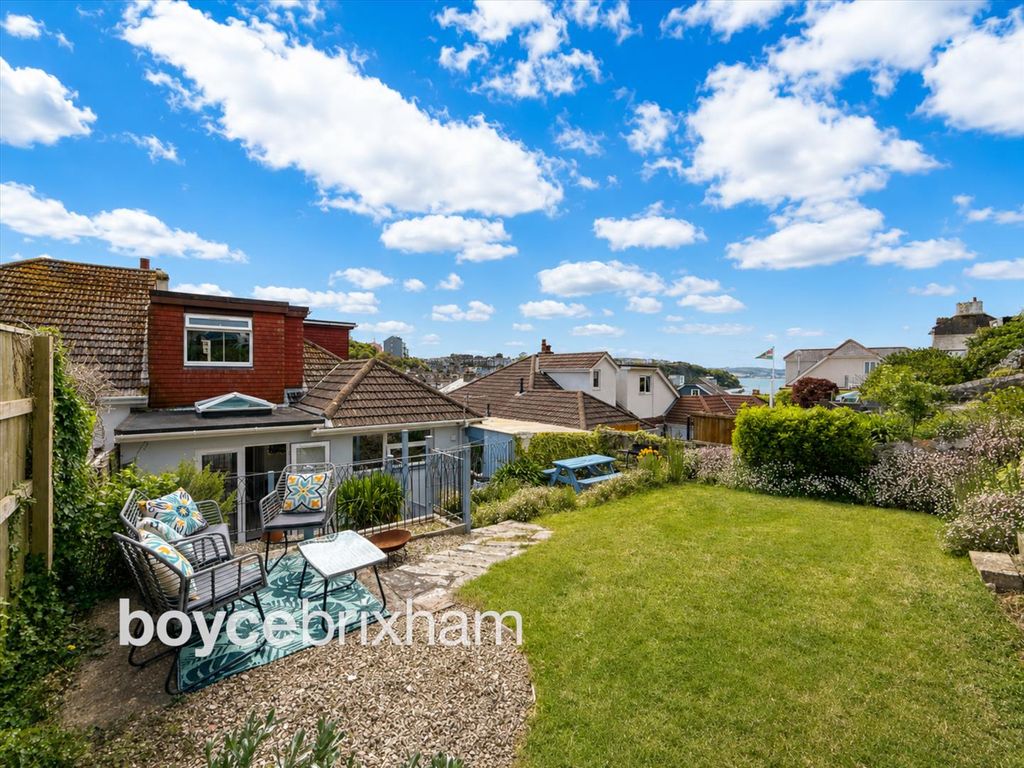 Property photo 3 of 21 Newwatermarkforonlinefront.Png
