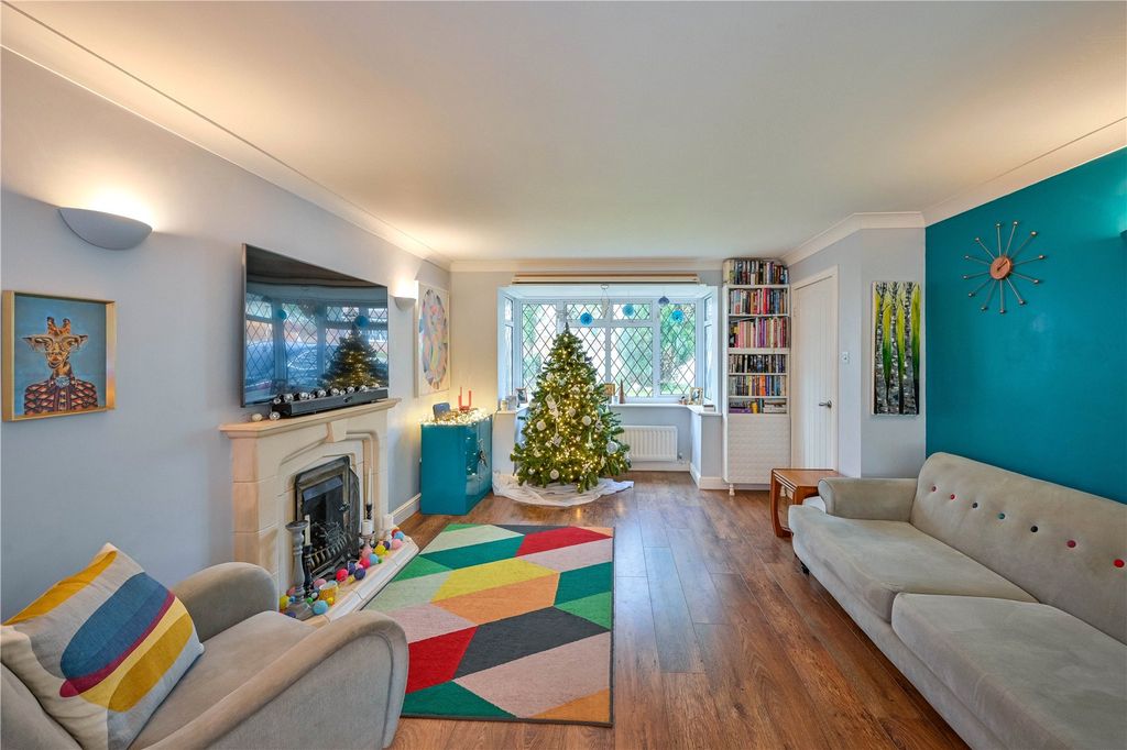 Property photo 2 of 19 Picture No. 13