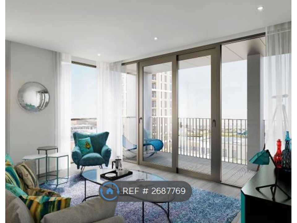 Property photo 1 of 24 Living Area